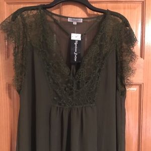 Kelly Green blouse with cami New